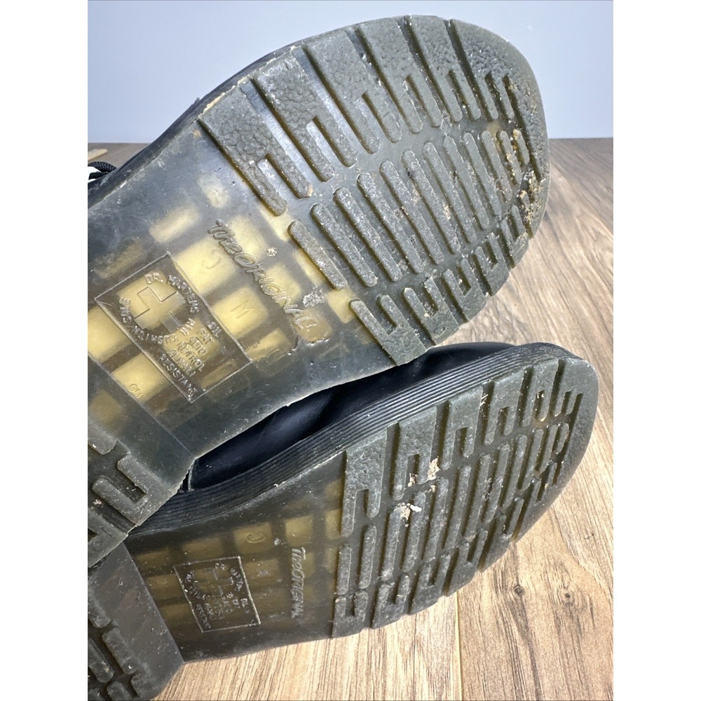 Doc‎ Martens Women's Black Leather Boots Size 6M With White Lace Hooks - Picture 13 of 15